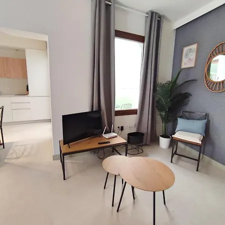 San Basilio Apartment *